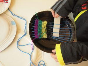 paper plate stripe weave