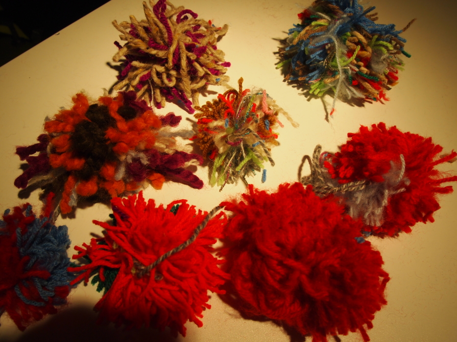 scraggly pompoms