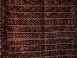berber weaving black and white